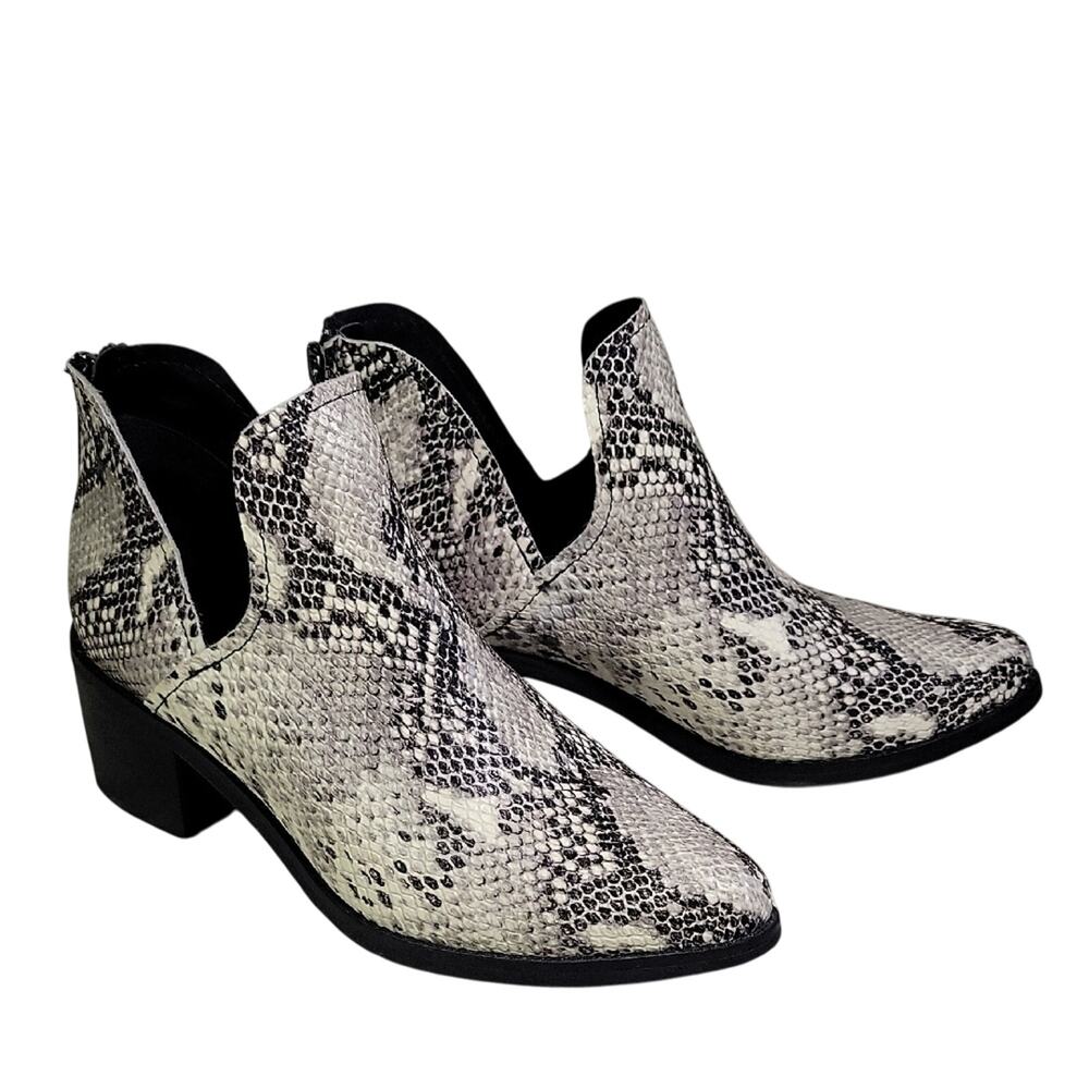 Blondo Leather Snakeskin Print Waterproof Chelsea Ankle Boots Womens 8.5
